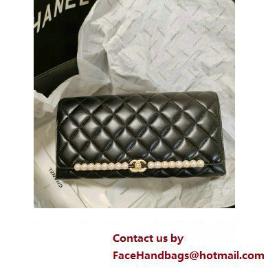 CHANEL lambskin,imitation pearls & gold-tone metal black clutch AS4455 2023